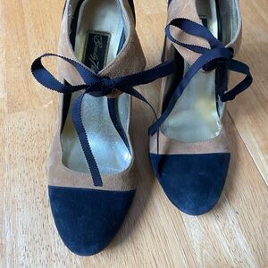 Beverly Feldman Suede Black/Tan Heels